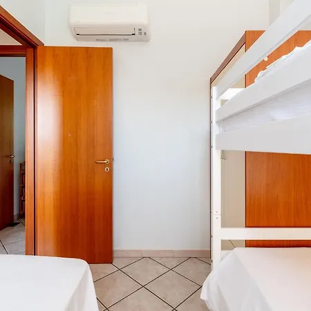 Holiday home Aura *
